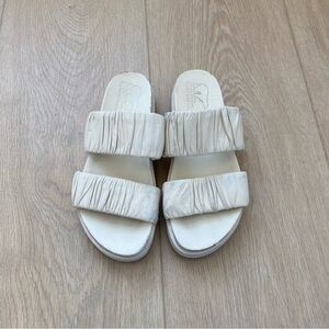 Sorel | Roaming Slide Sandal in White